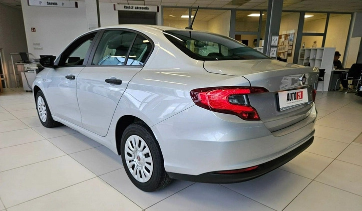 Fiat Tipo cena 48900 przebieg: 57897, rok produkcji 2021 z Garwolin małe 562